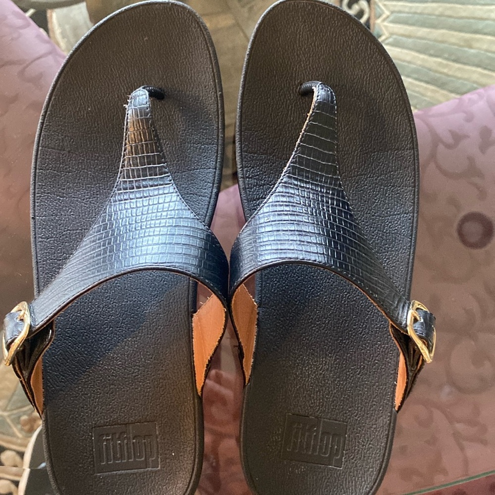 Fit flop  sandals, new only worn once in house too big for me.